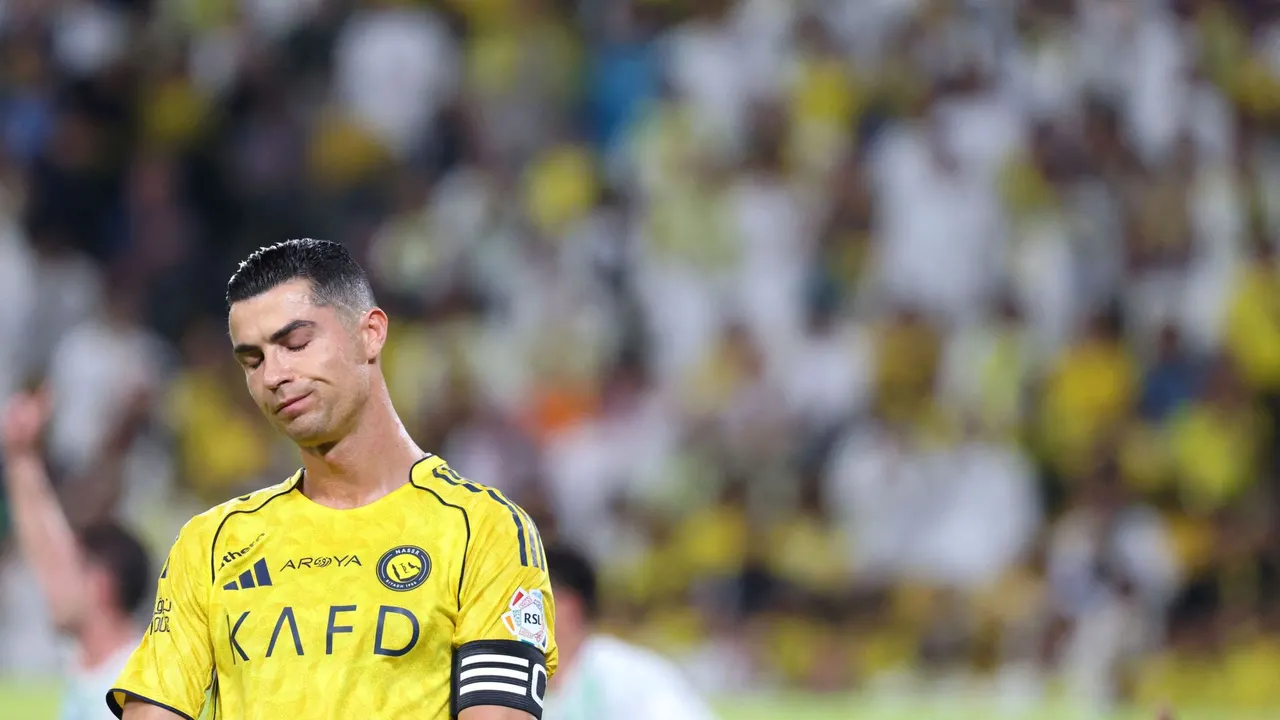 ما القنوات الناقلة لمباراة النصر والاتفاق في دوري روشن السعودي 2025-2026؟ وكيف تشاهدها عبر الإنترنت؟
